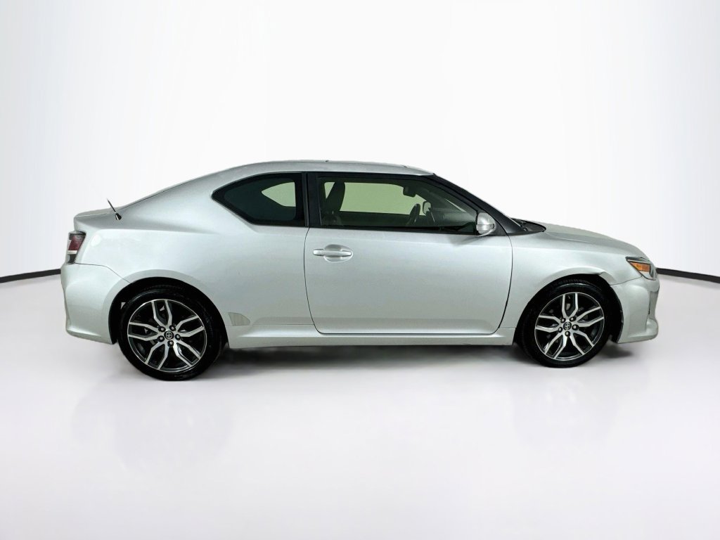 Used 2014 Scion tC FWD image 8