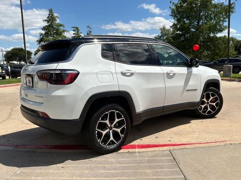 Used 2025 Jeep Compass Limited AWD/4WD image 6