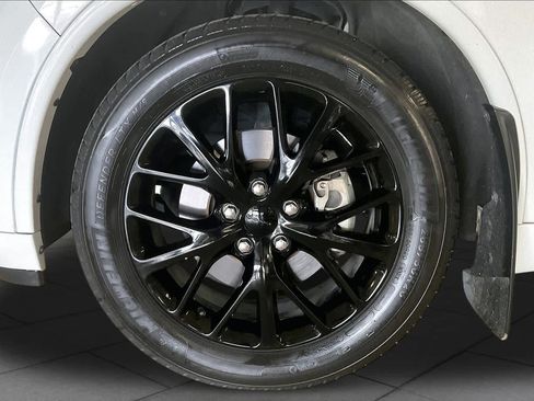 Used 2014 Dodge Durango R/T w/ Premium Nappa Leather Group RWD image 10