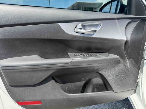 Used 2023 Kia Forte LXS FWD image 20
