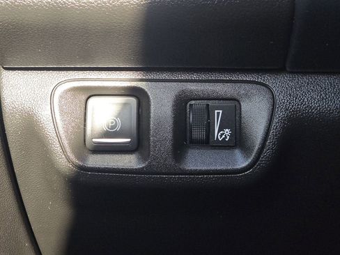 Used 2021 GMC Acadia SLE w/ Driver Convenience Package image 24