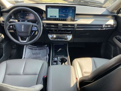 New 2025 Lincoln Corsair FWD w/ Rear Removable Package Tray image 18