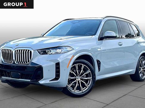 Used 2025 BMW X5 xDrive40i AWD/4WD image 1