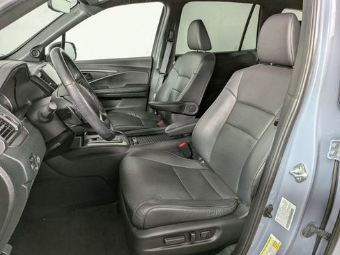 Used 2023 Honda Passport EX-L image 16