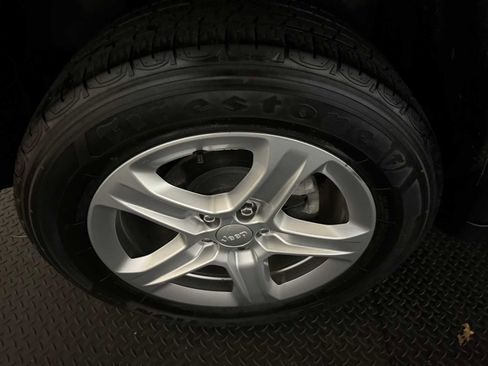 Certified 2023 Jeep Compass Latitude image 13