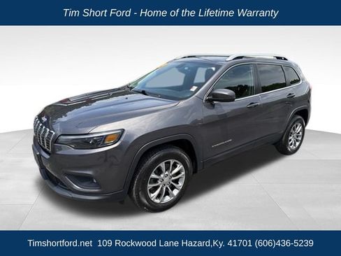 Used 2019 Jeep Cherokee Latitude Plus w/ Comfort/Convenience Group AWD/4WD image 1