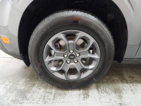 New 2025 Ford Maverick XLT w/ XLT Luxury Package image 11