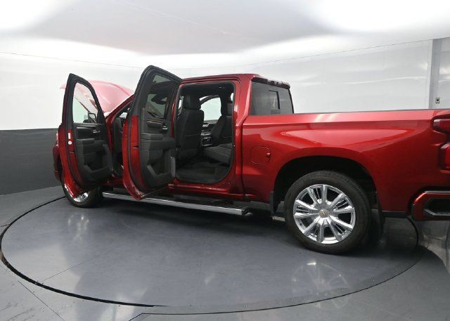 Used 2023 Chevrolet Silverado 1500 High Country w/ High Country Premium Package AWD/4WD image 31