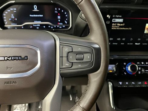 Used 2024 GMC Sierra 3500 Denali w/ Denali Reserve Package AWD/4WD image 27
