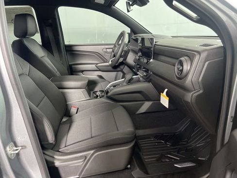 New 2026 Chevrolet Colorado W/T w/ WT Custom Package AWD/4WD image 11