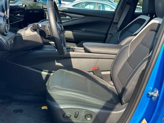 Used 2024 Chevrolet Blazer EV LT AWD/4WD image 18