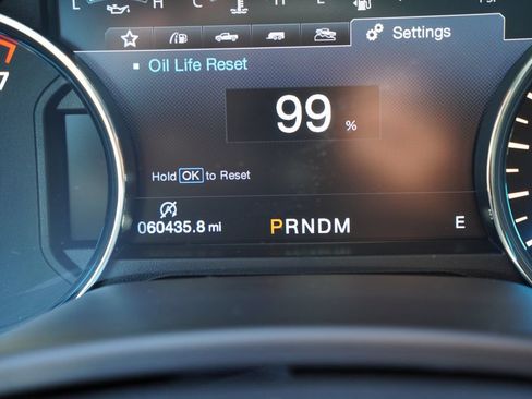 Used 2018 Ford F150 Lariat w/ Equipment Group 502A Luxury AWD/4WD image 9