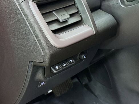 Used 2024 GMC Terrain AT4 w/ Infotainment Package II image 12