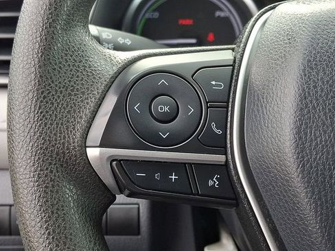 Used 2021 Toyota Camry LE image 20