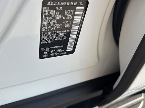 New 2026 Nissan Armada SL w/ Captain's Chari Seat Package RWD image 30