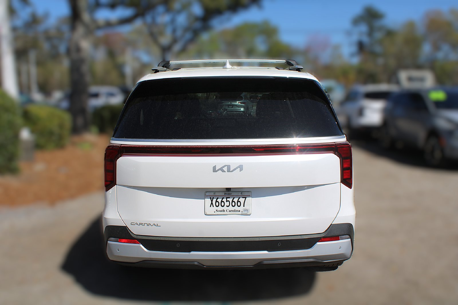New 2026 Kia Carnival EX FWD image 11