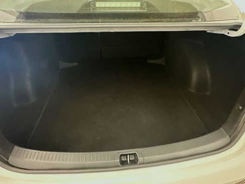 Used 2024 Toyota Corolla LE FWD image 30