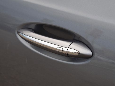 Used 2020 Buick Encore GX Select image 4