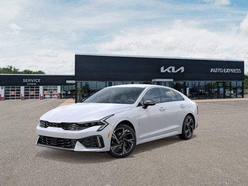 New 2026 Kia K5 GT-Line image 1