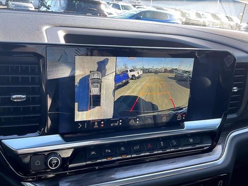 Used 2025 Chevrolet Silverado 1500 LTZ w/ LTZ Premium Package image 21