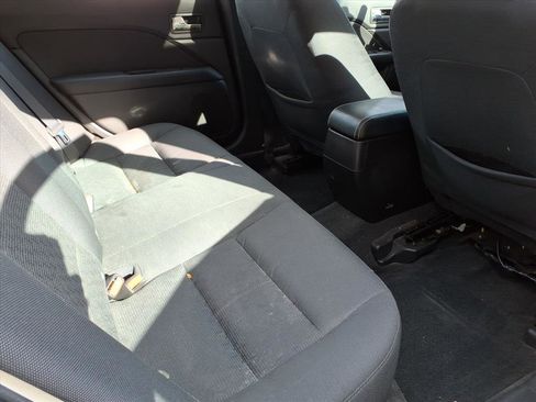 Used 2012 Ford Fusion SE image 10