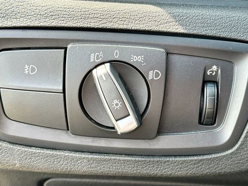 Used 2018 BMW X1 sDrive28i w/ Convenience Package image 11