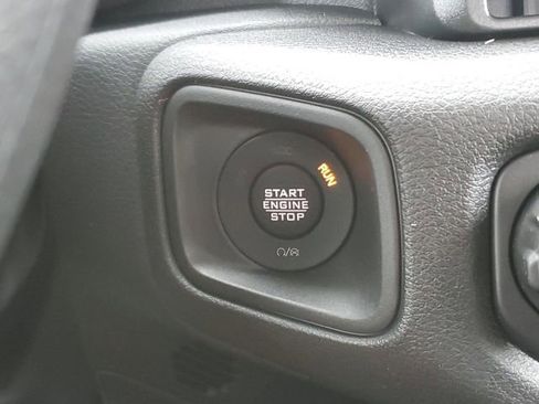 New 2026 Jeep Gladiator Sport image 9