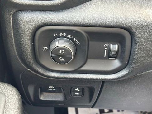 Certified 2022 RAM 1500 Big Horn AWD/4WD image 35