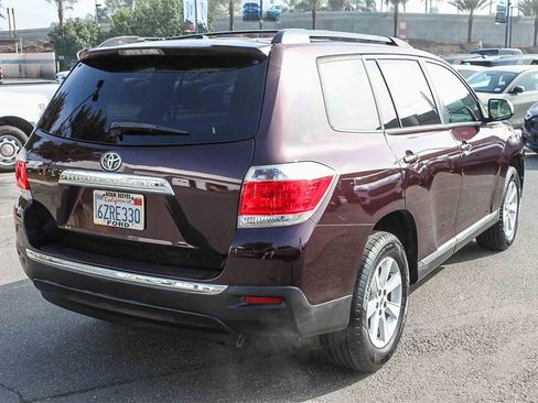Used 2013 Toyota Highlander SE image 9