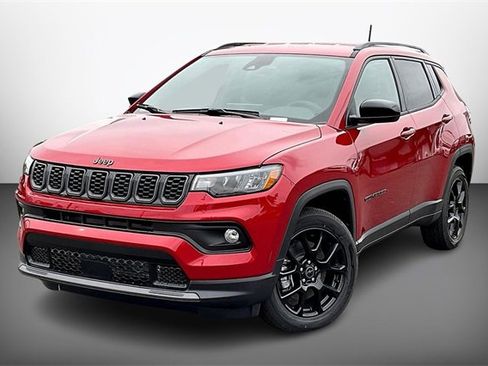 New 2025 Jeep Compass Latitude w/ Altitude Special Edition image 2