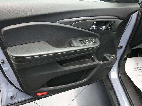 Used 2023 Honda Ridgeline RTL image 17