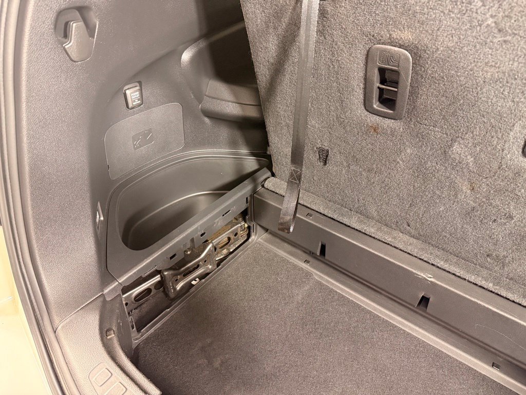 Used 2018 Honda Pilot Elite image 15
