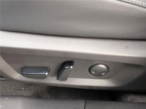 New 2026 Mitsubishi Outlander SEL AWD/4WD image 13