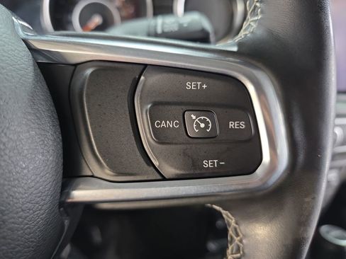 Used 2022 Jeep Gladiator Overland w/ Popular Equipment Package image 17