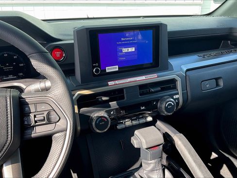 New 2025 Toyota Tacoma TRD Off-Road image 9