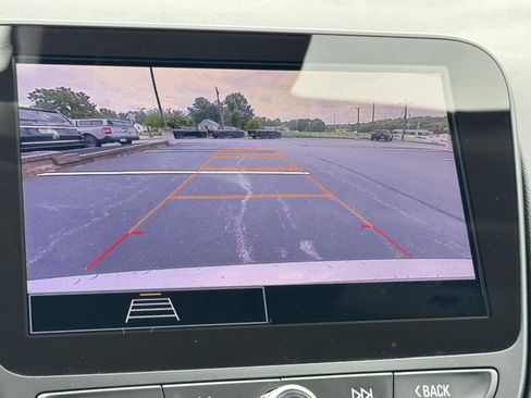 Used 2024 Chevrolet Malibu LT FWD image 20