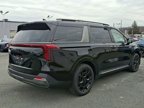 New 2026 Kia Carnival SX Prestige image 3