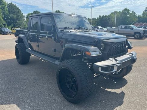 Used 2023 Jeep Gladiator Sport AWD/4WD image 2