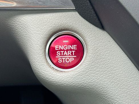 Used 2016 Acura MDX FWD image 19