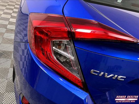 Used 2019 Honda Civic LX image 28