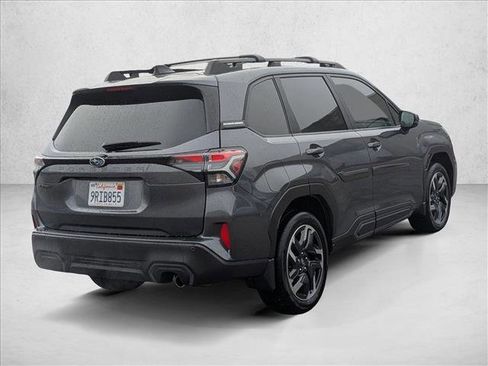 Used 2025 Subaru Forester Limited image 5