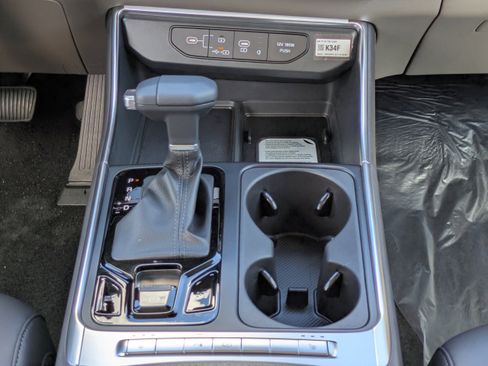 New 2026 Kia Carnival EX image 25