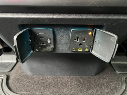 Used 2021 Ford F150 Raptor w/ Equipment Group 801A High AWD/4WD image 64