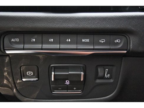 New 2026 Cadillac Escalade ESV Sport w/ Touring Package AWD/4WD image 15