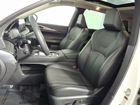 Certified 2025 INFINITI QX60 Luxe w/ Cargo Package image 18