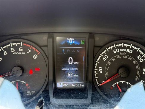 Used 2018 Toyota Tacoma SR w/ SR Convenience Package AWD/4WD image 15