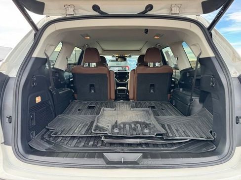 Used 2024 Subaru Ascent Touring image 23