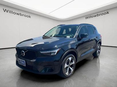 Used 2024 Volvo XC40 B5 Core