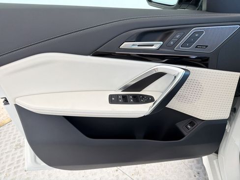 New 2026 BMW X1 xDrive28i w/ Technology Package AWD/4WD image 13