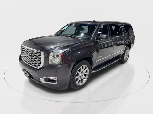 Used 2018 GMC Yukon XL Denali w/ Open Road Package image 6